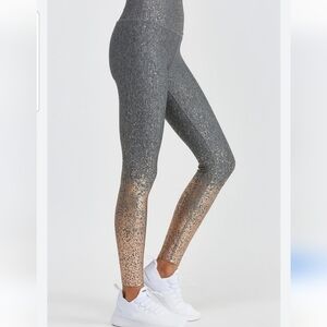Beyond Yoga Alloy Ombre High Waisted Midi Leggings Size XS Grey/Rose Gold
